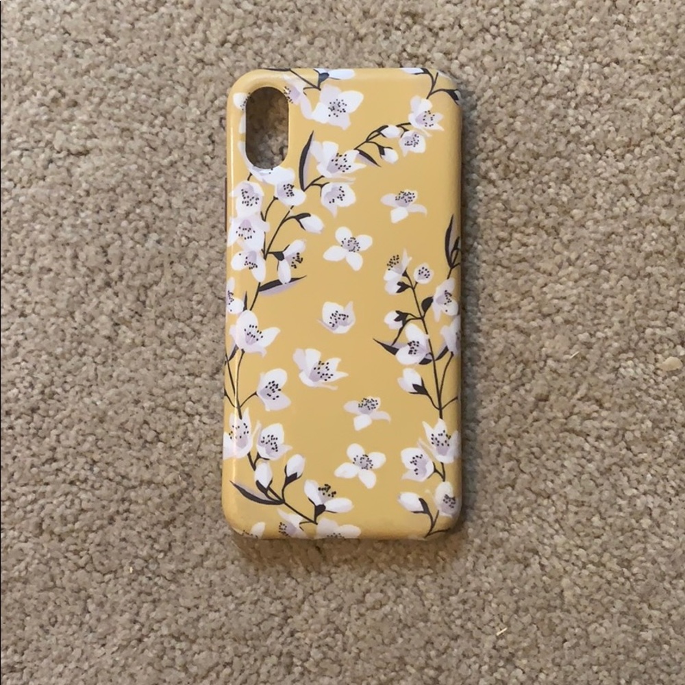 Yellow flowers Casely case